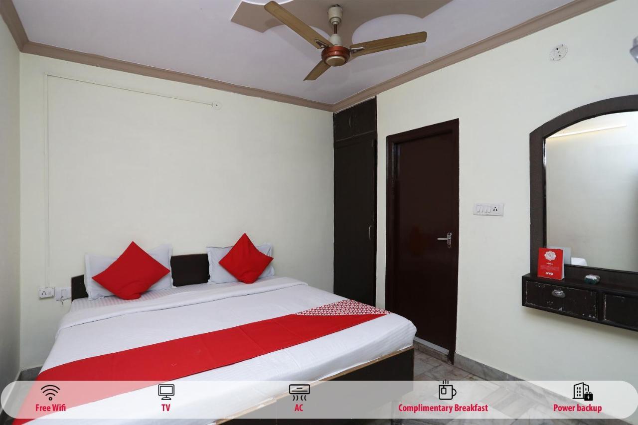 Oyo 29411 Hotel Vanshika Agra  Dış mekan fotoğraf