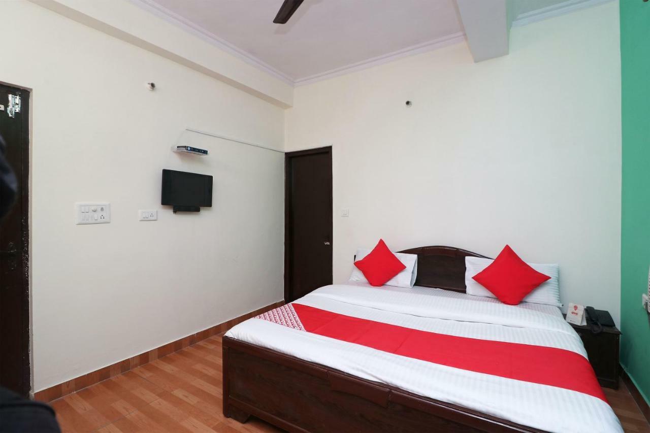 Oyo 29411 Hotel Vanshika Agra  Dış mekan fotoğraf