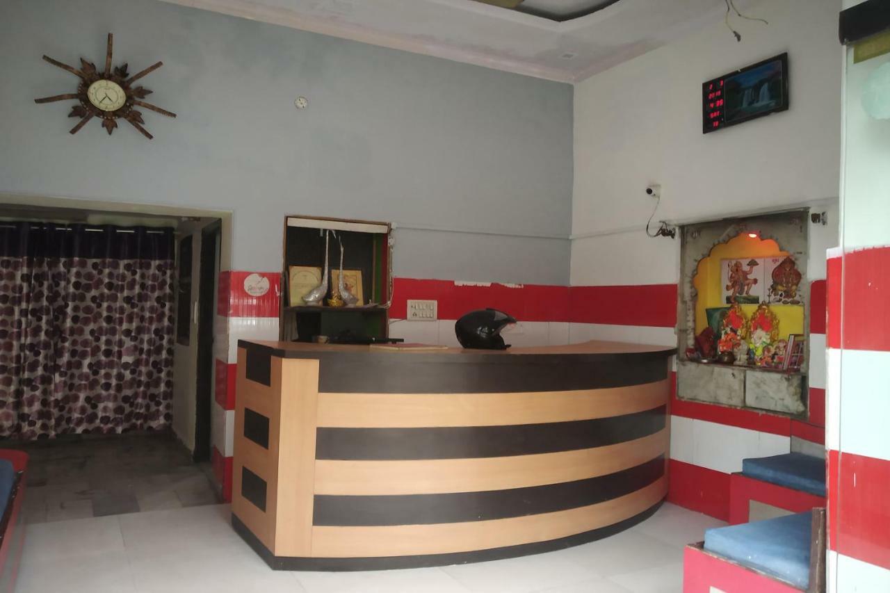 Oyo 29411 Hotel Vanshika Agra  Dış mekan fotoğraf