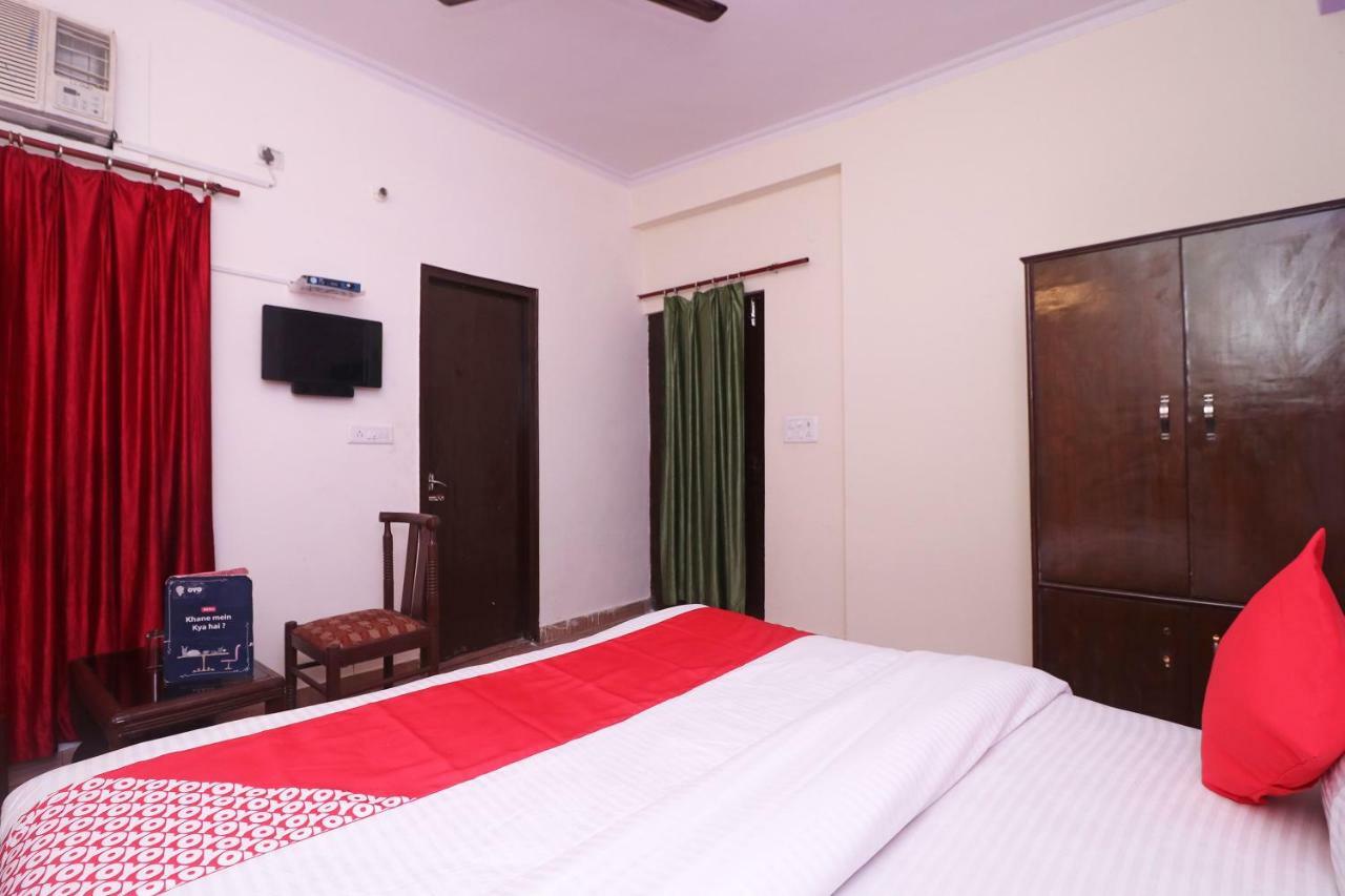 Oyo 29411 Hotel Vanshika Agra  Dış mekan fotoğraf
