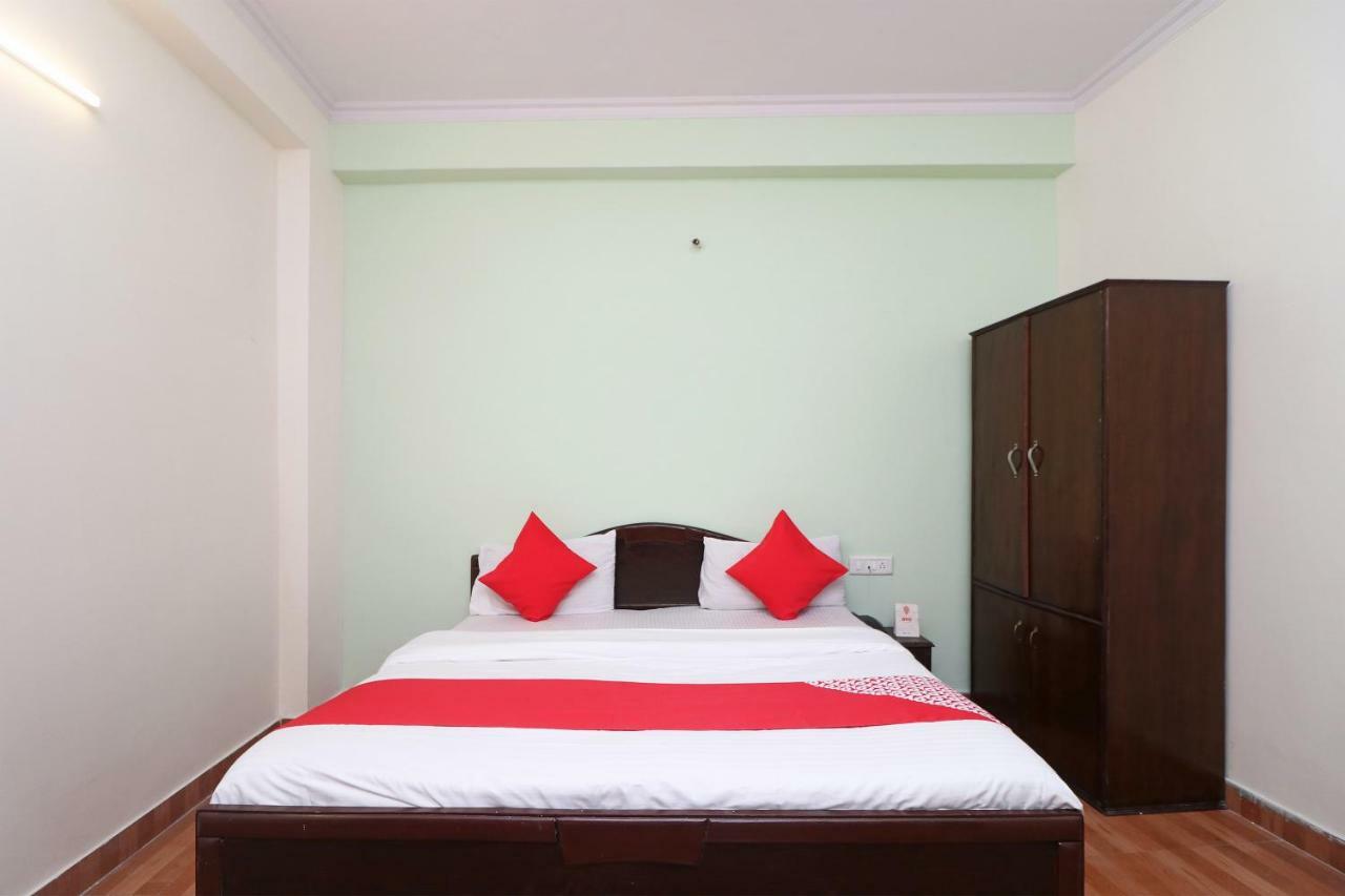 Oyo 29411 Hotel Vanshika Agra  Dış mekan fotoğraf
