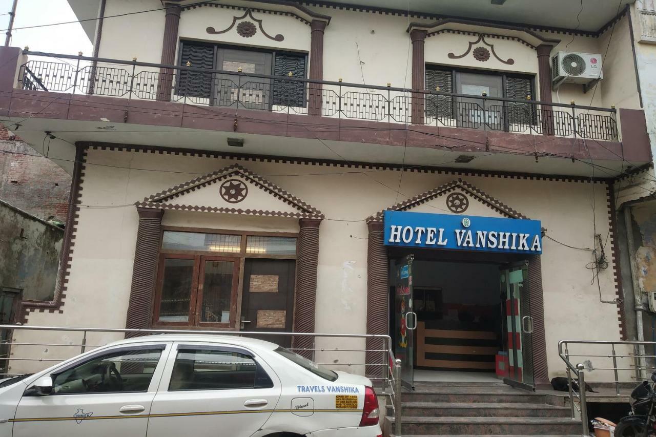 Oyo 29411 Hotel Vanshika Agra  Dış mekan fotoğraf