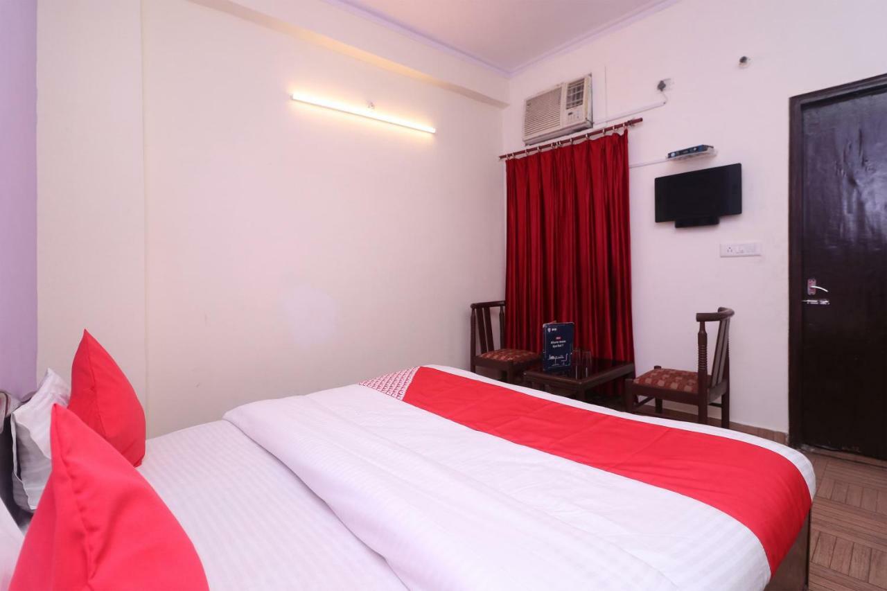 Oyo 29411 Hotel Vanshika Agra  Dış mekan fotoğraf