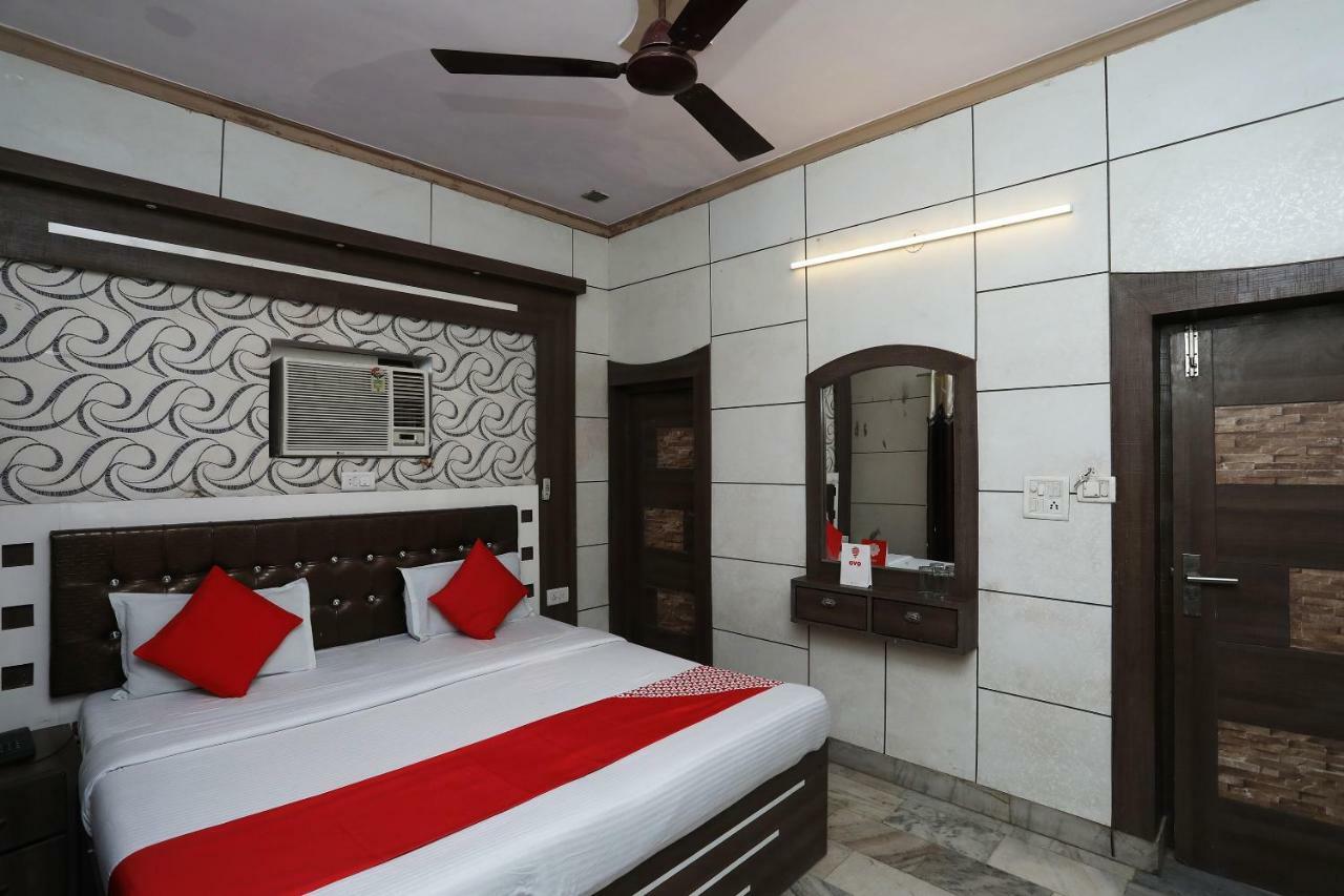 Oyo 29411 Hotel Vanshika Agra  Dış mekan fotoğraf